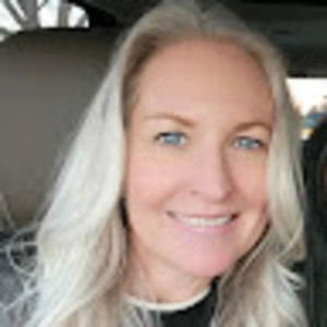 Meet your Posher, Libby